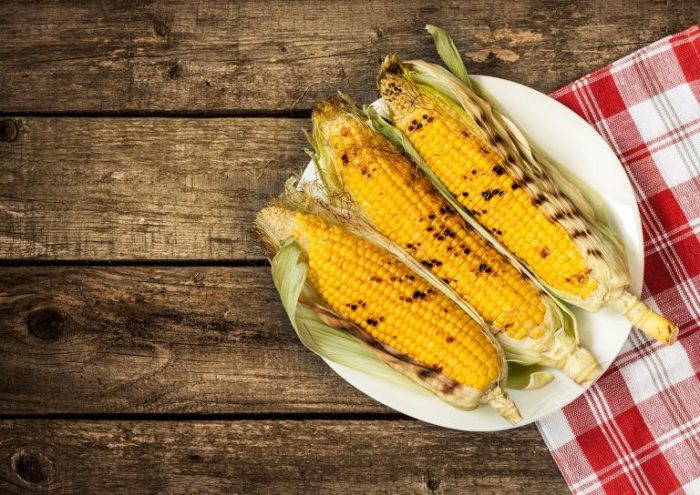 Corn cob fire grilled bhutta indian serving way recipes favorite collection picnic flavor barbecue nostalgic serve take great item